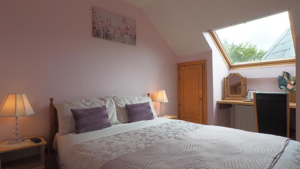 Stonehaven B&B เอนนิส ภายนอก รูปภาพ