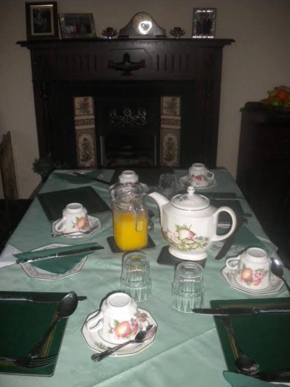 Stonehaven B&B เอนนิส ภายนอก รูปภาพ