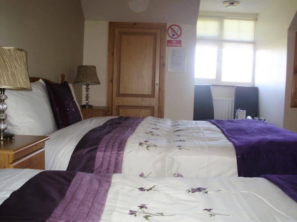 Stonehaven B&B เอนนิส ภายนอก รูปภาพ